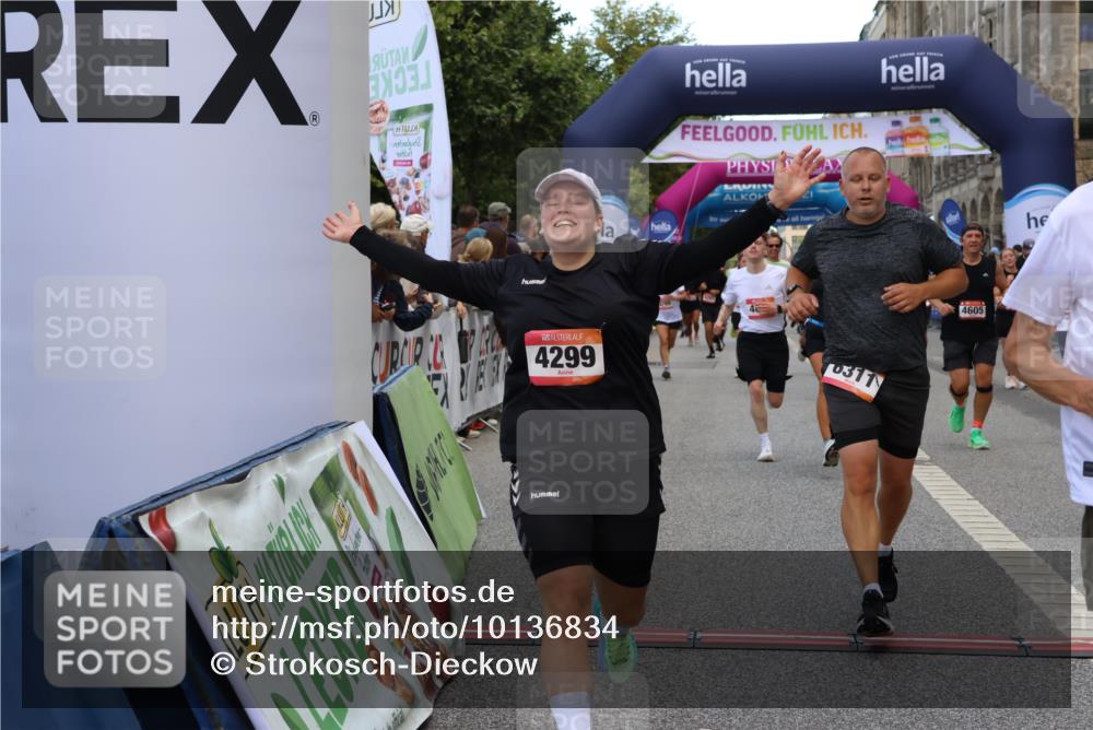 06.09.2026 - CURREX Alsterlauf Strokosch-Dieckow http://msf.ph/oto/10136834 06.09.2026 09:58:56 Ziel 2065, 2244, 2649, 2711, 3049, 3078, 3203, 3313, 3323, 3765, 4048, 4080, 4081, 4299, 4605, 4779, 5099, 5100, 5557, 5661, 6064, 6065, 6311, 8051, 8265 meine-sportfotos.de