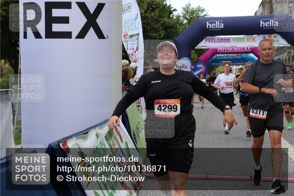 06.09.2026 - CURREX Alsterlauf Strokosch-Dieckow http://msf.ph/oto/10136871 06.09.2026 09:58:57 Ziel 2060, 2065, 2649, 2711, 2981, 3049, 3203, 3313, 3323, 3765, 4048, 4080, 4081, 4299, 4605, 4779, 5099, 5100, 5557, 5661, 6064, 6065, 6311, 8051, 8265 meine-sportfotos.de