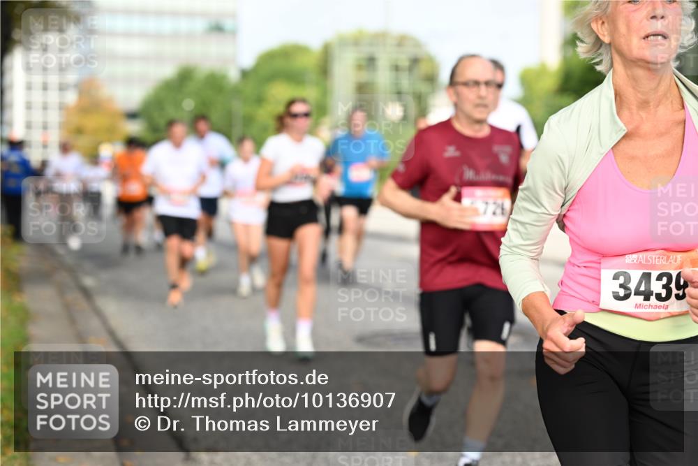 06.09.2026 - CURREX Alsterlauf Dr. Thomas Lammeyer http://msf.ph/oto/10136907 06.09.2026 10:02:12 Laufen 726, 3439 meine-sportfotos.de