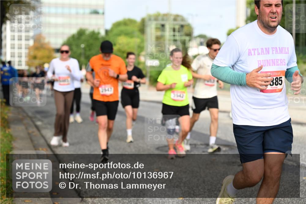 06.09.2026 - CURREX Alsterlauf Dr. Thomas Lammeyer http://msf.ph/oto/10136967 06.09.2026 10:02:17 Laufen 2547, 3542, 385 meine-sportfotos.de