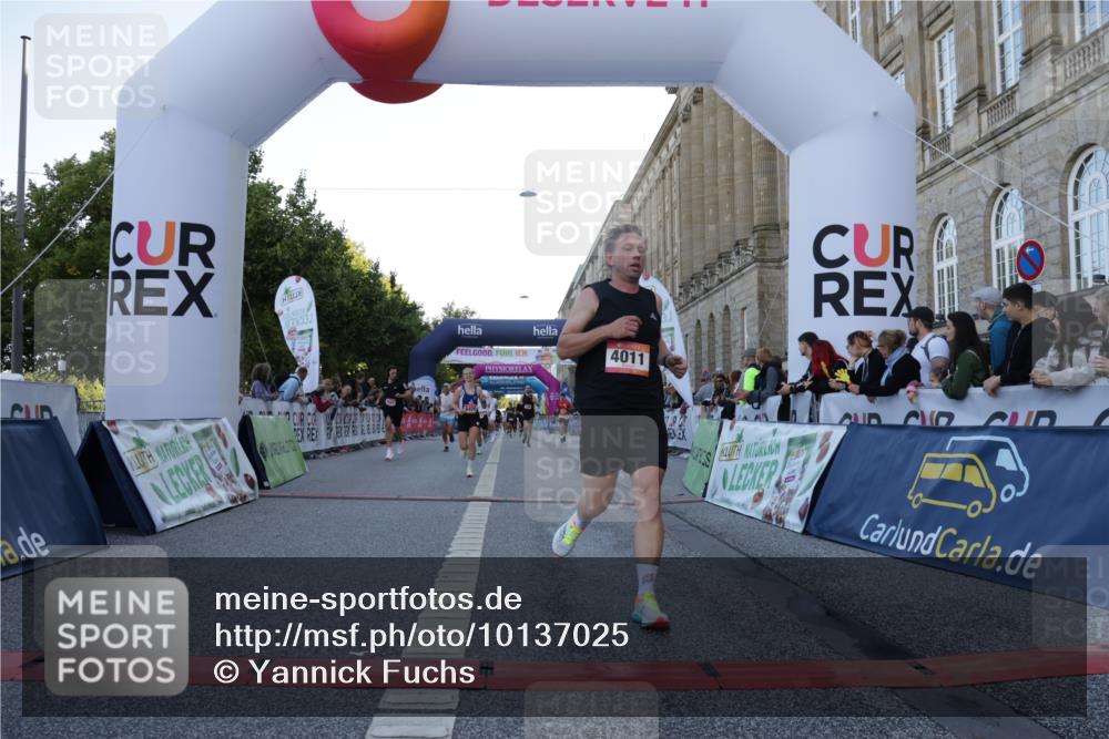 06.09.2026 - CURREX Alsterlauf Yannick Fuchs http://msf.ph/oto/10137025 06.09.2026 09:45:00 Ziel 2289, 2452, 3641, 3974, 4011, 4128, 5837, 6243, 6420 meine-sportfotos.de