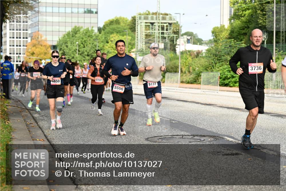 06.09.2026 - CURREX Alsterlauf Dr. Thomas Lammeyer http://msf.ph/oto/10137027 06.09.2026 10:02:23 Laufen 6093, 4650, 6107, 5137, 5556, 3736 meine-sportfotos.de
