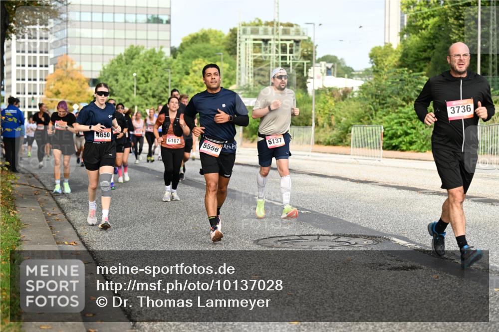 06.09.2026 - CURREX Alsterlauf Dr. Thomas Lammeyer http://msf.ph/oto/10137028 06.09.2026 10:02:23 Laufen 4650, 6107, 5137, 5556, 3736 meine-sportfotos.de