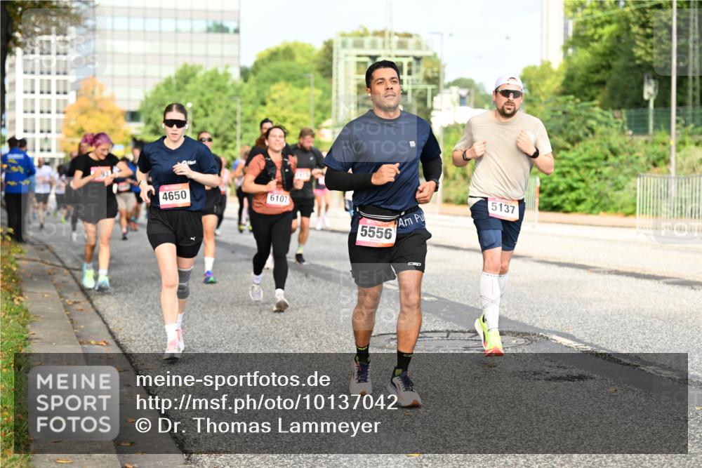 06.09.2026 - CURREX Alsterlauf Dr. Thomas Lammeyer http://msf.ph/oto/10137042 06.09.2026 10:02:25 Laufen 4650, 6107, 5556, 5137 meine-sportfotos.de