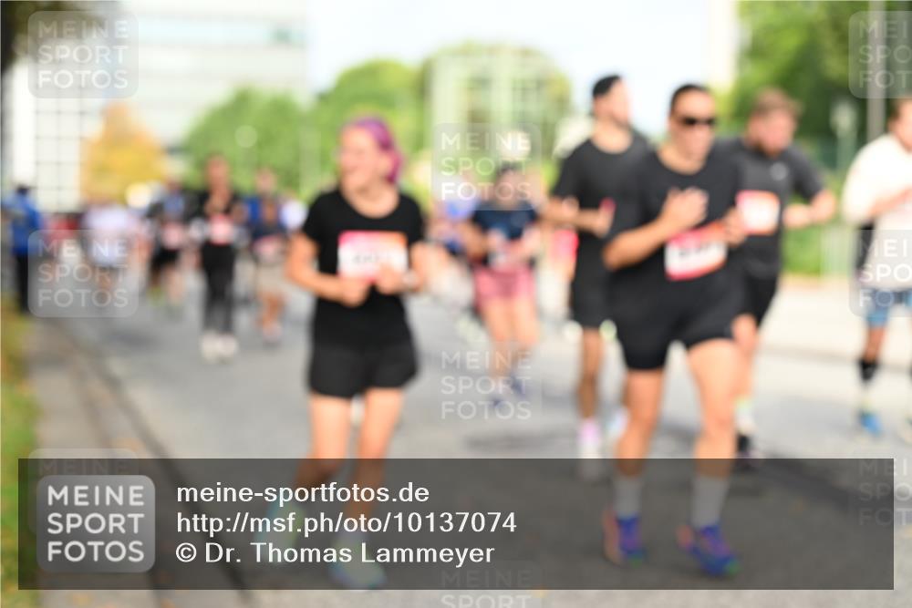 06.09.2026 - CURREX Alsterlauf Dr. Thomas Lammeyer http://msf.ph/oto/10137074 06.09.2026 10:02:28 Laufen  meine-sportfotos.de