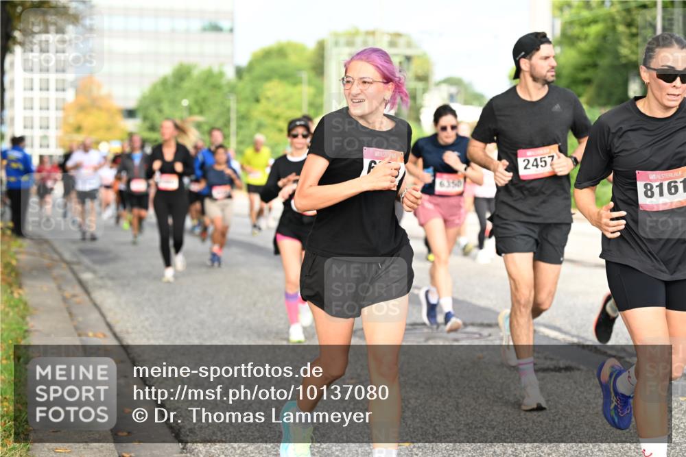 06.09.2026 - CURREX Alsterlauf Dr. Thomas Lammeyer http://msf.ph/oto/10137080 06.09.2026 10:02:29 Laufen 6350, 2457, 8161 meine-sportfotos.de