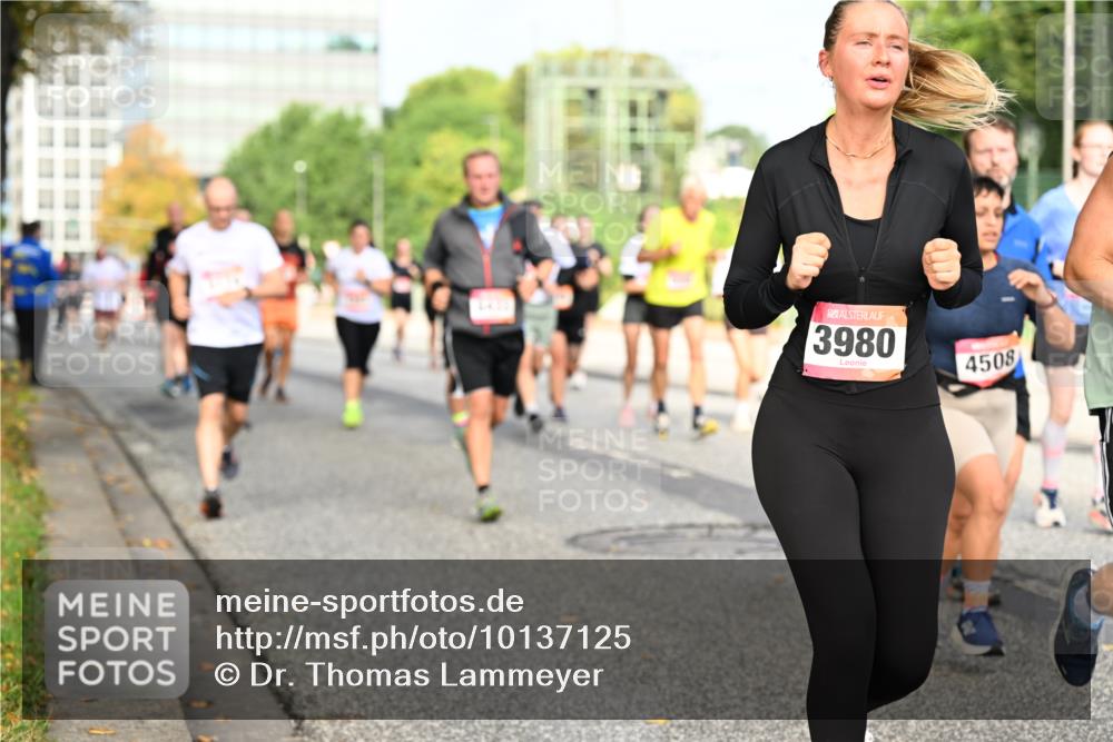 06.09.2026 - CURREX Alsterlauf Dr. Thomas Lammeyer http://msf.ph/oto/10137125 06.09.2026 10:02:33 Laufen 3980, 4508 meine-sportfotos.de
