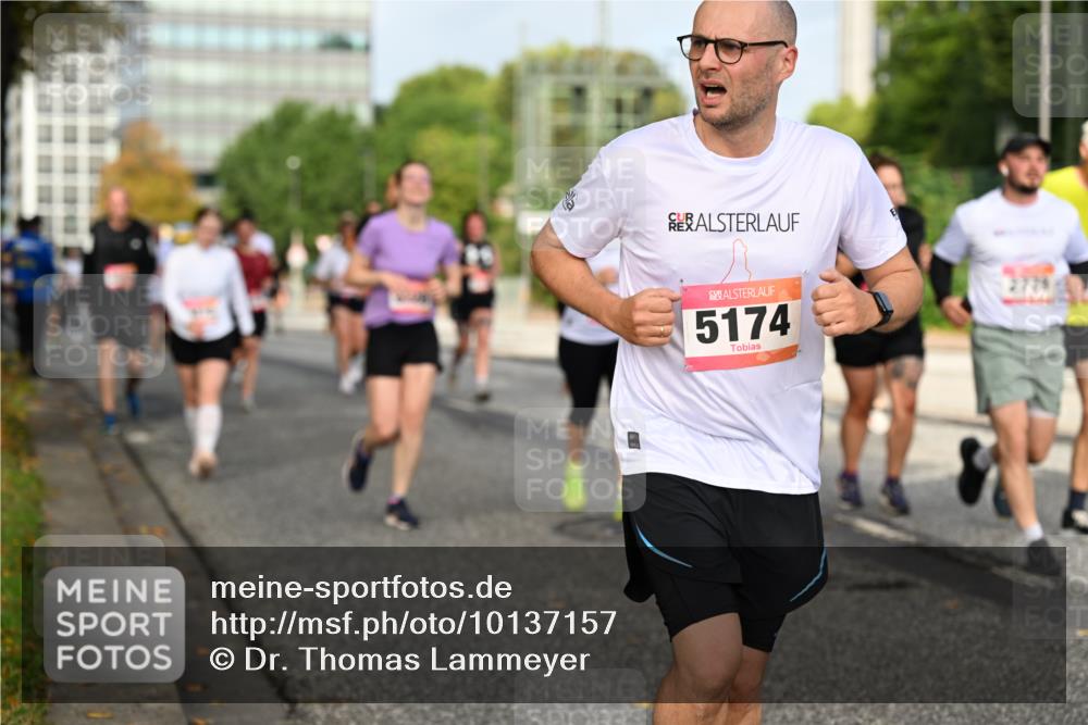 06.09.2026 - CURREX Alsterlauf Dr. Thomas Lammeyer http://msf.ph/oto/10137157 06.09.2026 10:02:36 Laufen 5174 meine-sportfotos.de