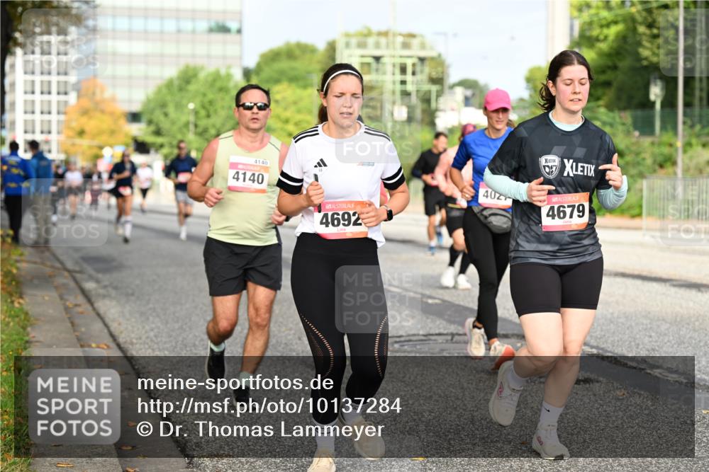06.09.2026 - CURREX Alsterlauf Dr. Thomas Lammeyer http://msf.ph/oto/10137284 06.09.2026 10:02:48 Laufen 4140, 4140, 4692, 402, 4679 meine-sportfotos.de