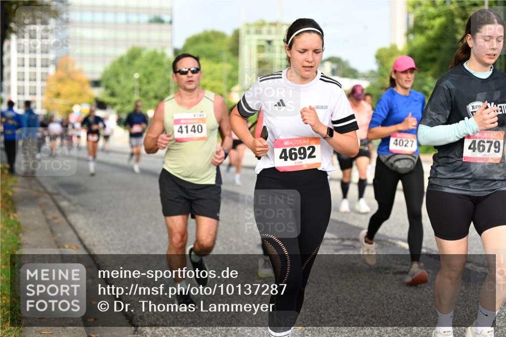 06.09.2026 - CURREX Alsterlauf Dr. Thomas Lammeyer http://msf.ph/oto/10137287 06.09.2026 10:02:48 Laufen 4140, 4692, 4027, 4679 meine-sportfotos.de