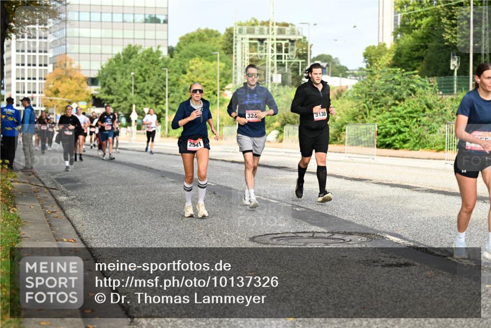 06.09.2026 - CURREX Alsterlauf Dr. Thomas Lammeyer http://msf.ph/oto/10137326 06.09.2026 10:02:53 Laufen 2541, 32, 3130 meine-sportfotos.de
