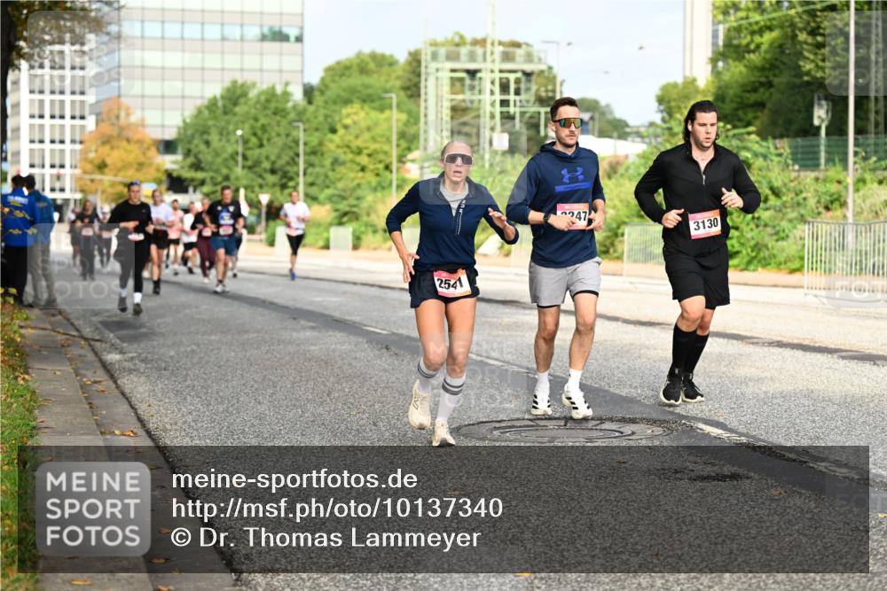 06.09.2026 - CURREX Alsterlauf Dr. Thomas Lammeyer http://msf.ph/oto/10137340 06.09.2026 10:02:54 Laufen 2541, 247, 3130 meine-sportfotos.de