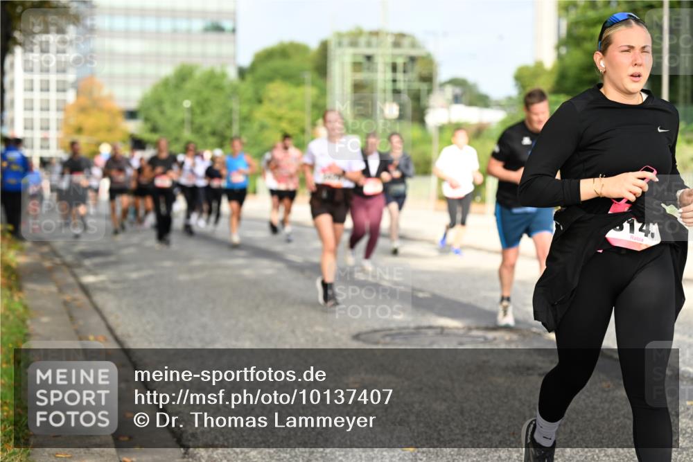 06.09.2026 - CURREX Alsterlauf Dr. Thomas Lammeyer http://msf.ph/oto/10137407 06.09.2026 10:03:01 Laufen 14 meine-sportfotos.de