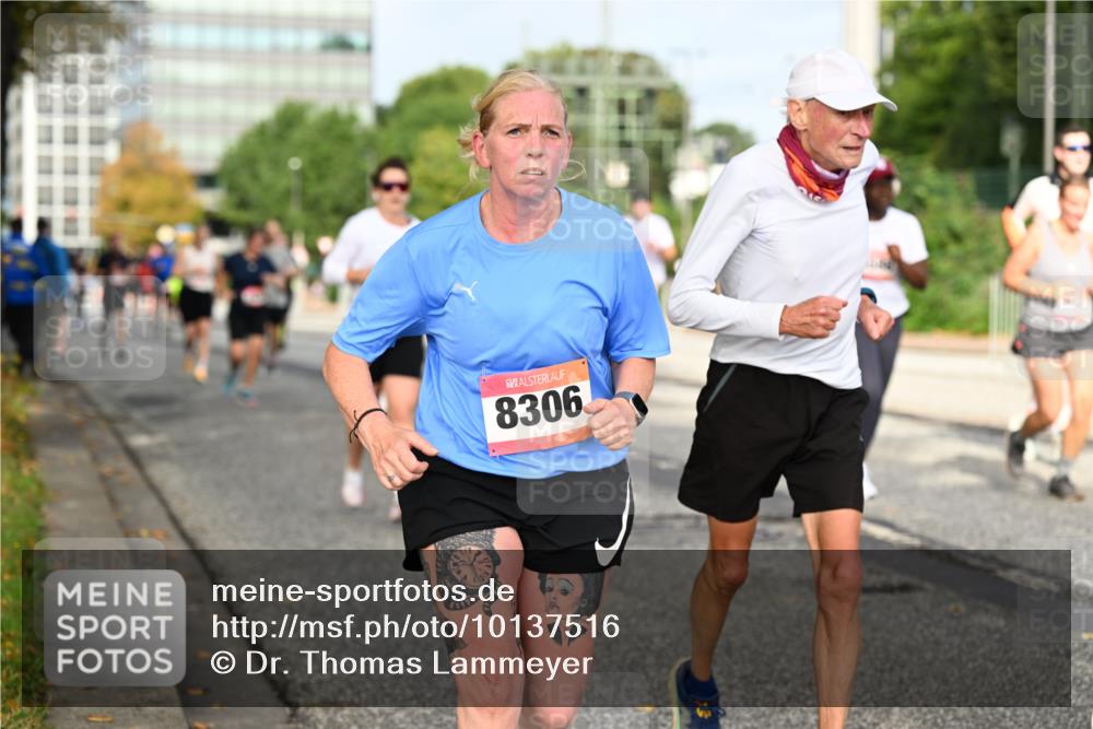 06.09.2026 - CURREX Alsterlauf Dr. Thomas Lammeyer http://msf.ph/oto/10137516 06.09.2026 10:03:12 Laufen 8306 meine-sportfotos.de