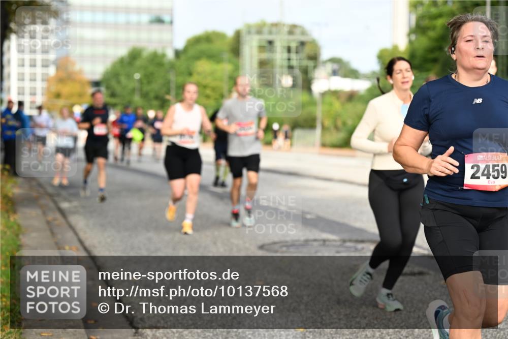06.09.2026 - CURREX Alsterlauf Dr. Thomas Lammeyer http://msf.ph/oto/10137568 06.09.2026 10:03:18 Laufen 118, 2459 meine-sportfotos.de