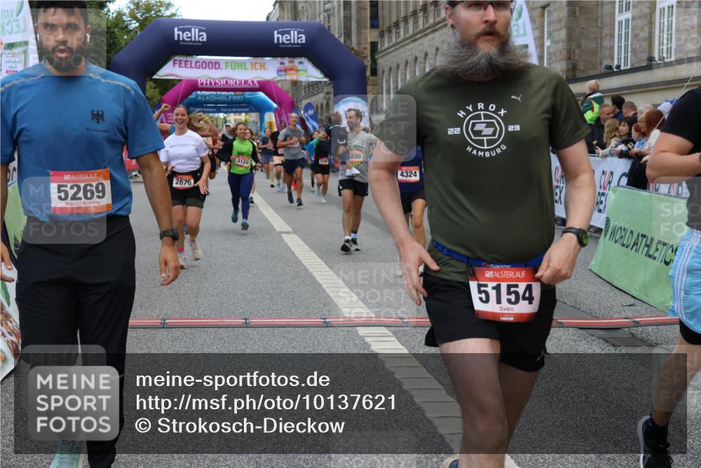 06.09.2026 - CURREX Alsterlauf Strokosch-Dieckow http://msf.ph/oto/10137621 06.09.2026 09:59:44 Ziel 2269, 2676, 2780, 3119, 3120, 4042, 4323, 4324, 4751, 4752, 4889, 4916, 5055, 5056, 5154, 5229, 5269, 5497, 5800, 6017, 6148, 6199, 6200, 6244, 6268, 8111 meine-sportfotos.de
