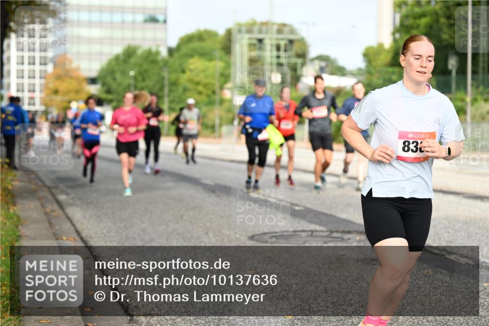 06.09.2026 - CURREX Alsterlauf Dr. Thomas Lammeyer http://msf.ph/oto/10137636 06.09.2026 10:03:25 Laufen 83 meine-sportfotos.de