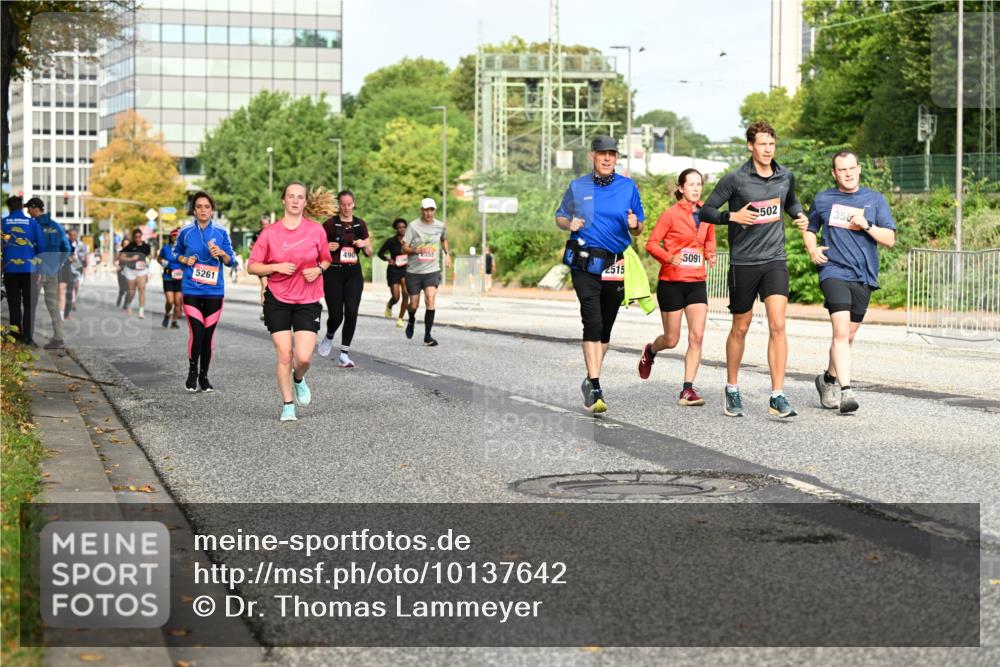 06.09.2026 - CURREX Alsterlauf Dr. Thomas Lammeyer http://msf.ph/oto/10137642 06.09.2026 10:03:25 Laufen 5261, 490, 2515, 5091, 502, 350 meine-sportfotos.de