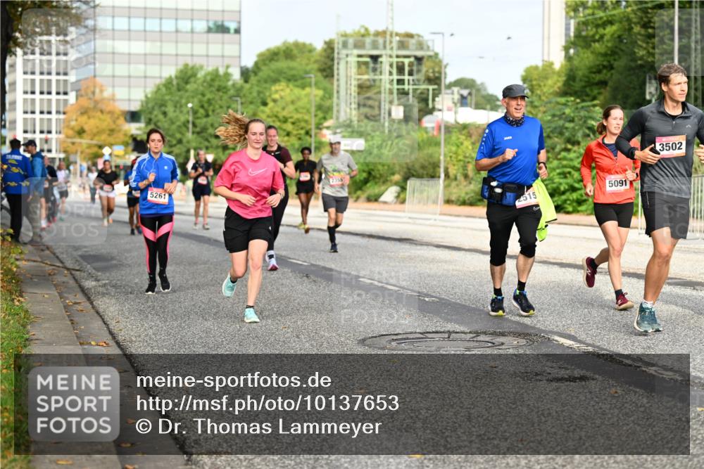 06.09.2026 - CURREX Alsterlauf Dr. Thomas Lammeyer http://msf.ph/oto/10137653 06.09.2026 10:03:27 Laufen 5261, 2358, 2515, 5091, 3502 meine-sportfotos.de
