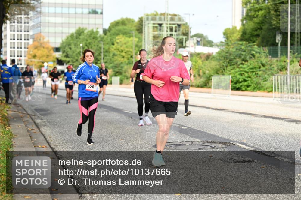 06.09.2026 - CURREX Alsterlauf Dr. Thomas Lammeyer http://msf.ph/oto/10137665 06.09.2026 10:03:28 Laufen 5261 meine-sportfotos.de