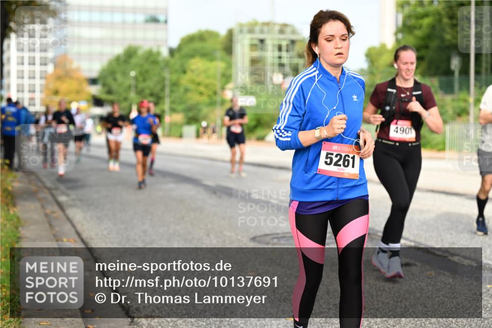 06.09.2026 - CURREX Alsterlauf Dr. Thomas Lammeyer http://msf.ph/oto/10137691 06.09.2026 10:03:31 Laufen 5261, 4901 meine-sportfotos.de