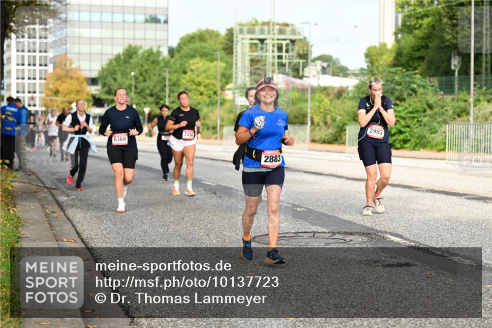 06.09.2026 - CURREX Alsterlauf Dr. Thomas Lammeyer http://msf.ph/oto/10137723 06.09.2026 10:03:35 Laufen 2430, 6368, 2883, 2903 meine-sportfotos.de