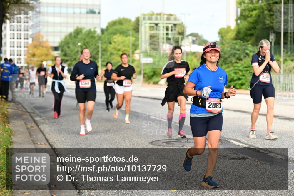 06.09.2026 - CURREX Alsterlauf Dr. Thomas Lammeyer http://msf.ph/oto/10137729 06.09.2026 10:03:35 Laufen 6368, 35, 222, 2014, 2883, 2903 meine-sportfotos.de
