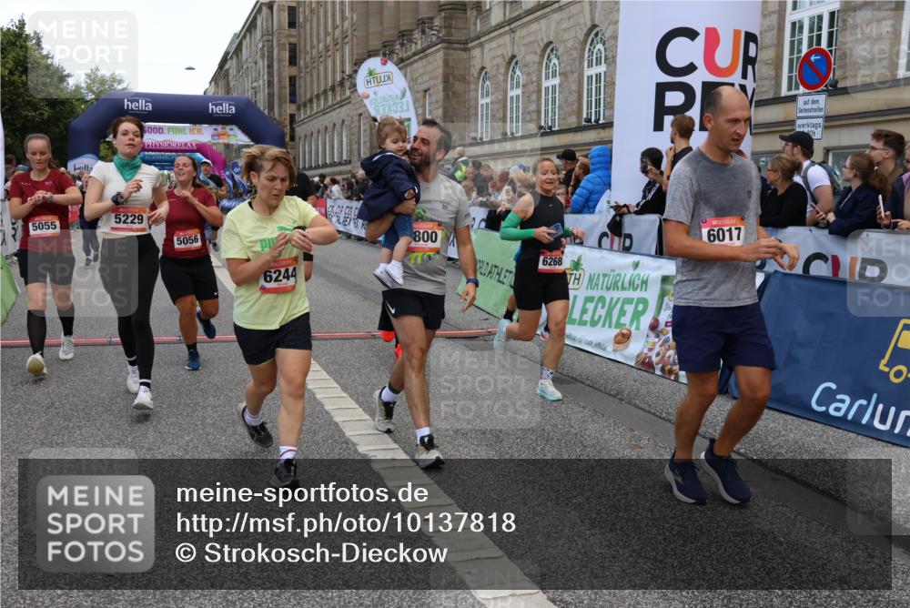 06.09.2026 - CURREX Alsterlauf Strokosch-Dieckow http://msf.ph/oto/10137818 06.09.2026 09:59:49 Ziel 2269, 2660, 2676, 3119, 3120, 3414, 4042, 4209, 4323, 4324, 4498, 4889, 4916, 5055, 5056, 5154, 5229, 5497, 5800, 6017, 6148, 6244, 6268, 8082 meine-sportfotos.de