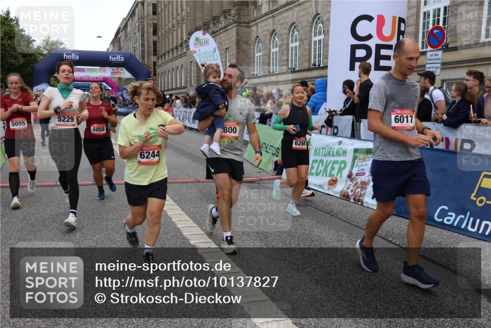 06.09.2026 - CURREX Alsterlauf Strokosch-Dieckow http://msf.ph/oto/10137827 06.09.2026 09:59:49 Ziel 2269, 2660, 2676, 3119, 3120, 3414, 4042, 4209, 4323, 4324, 4498, 4889, 4916, 5055, 5056, 5154, 5229, 5497, 5800, 6017, 6148, 6244, 6268, 8082 meine-sportfotos.de