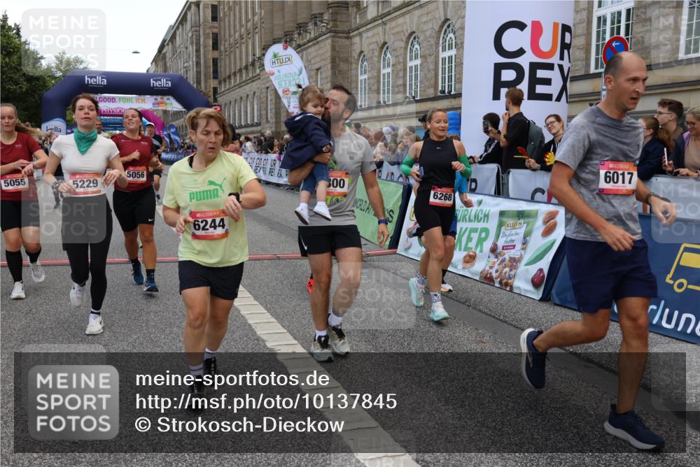 06.09.2026 - CURREX Alsterlauf Strokosch-Dieckow http://msf.ph/oto/10137845 06.09.2026 09:59:49 Ziel 2269, 2660, 2676, 3119, 3120, 3414, 4042, 4209, 4323, 4324, 4498, 4889, 4916, 5055, 5056, 5154, 5229, 5497, 5800, 6017, 6148, 6244, 6268, 8082 meine-sportfotos.de