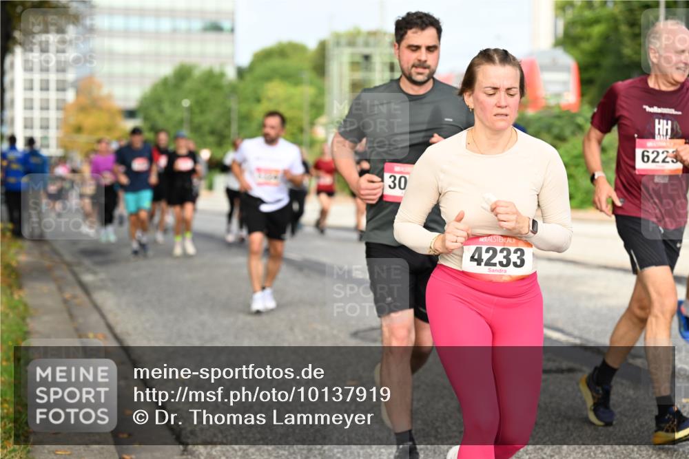 06.09.2026 - CURREX Alsterlauf Dr. Thomas Lammeyer http://msf.ph/oto/10137919 06.09.2026 10:03:58 Laufen 30, 30, 4233, 6223 meine-sportfotos.de