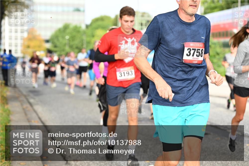 06.09.2026 - CURREX Alsterlauf Dr. Thomas Lammeyer http://msf.ph/oto/10137988 06.09.2026 10:04:04 Laufen 3193, 3758 meine-sportfotos.de