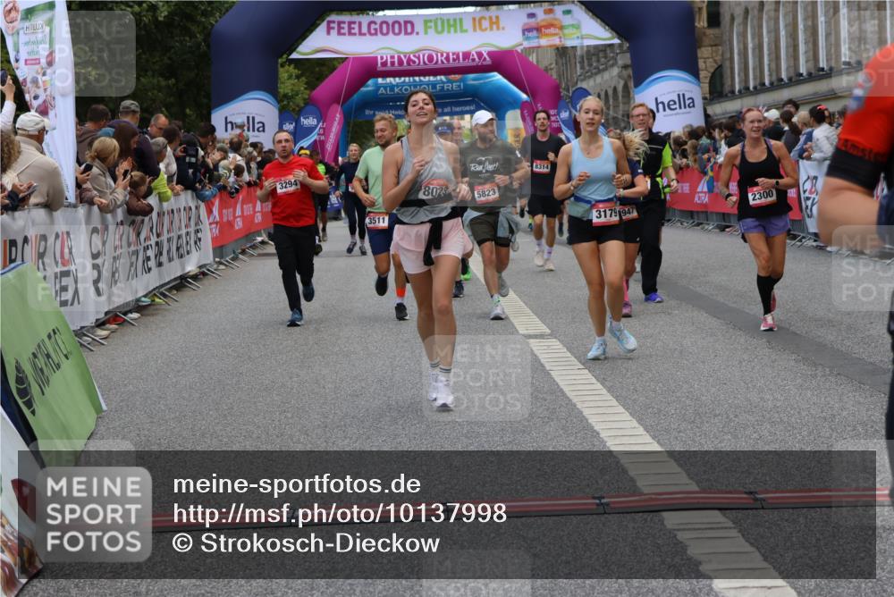 06.09.2026 - CURREX Alsterlauf Strokosch-Dieckow http://msf.ph/oto/10137998 06.09.2026 10:00:01 Ziel 2136, 2238, 2300, 2528, 2686, 2743, 2947, 3179, 3268, 3294, 3511, 3801, 4180, 4237, 4424, 4739, 5267, 5377, 5501, 5823, 8023, 8082, 8314 meine-sportfotos.de
