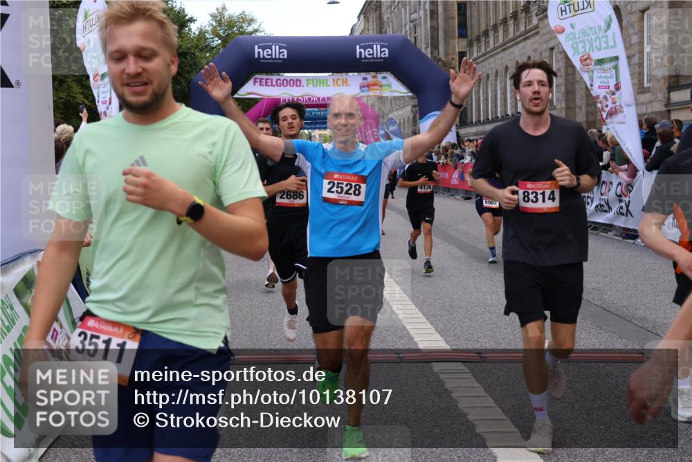 06.09.2026 - CURREX Alsterlauf Strokosch-Dieckow http://msf.ph/oto/10138107 06.09.2026 10:00:07 Ziel 2136, 2300, 2528, 2686, 2743, 2947, 3179, 3268, 3294, 3364, 3511, 4136, 4180, 4237, 4407, 4424, 5472, 5501, 5738, 5741, 5823, 6254, 8002, 8023, 8035, 8314 meine-sportfotos.de