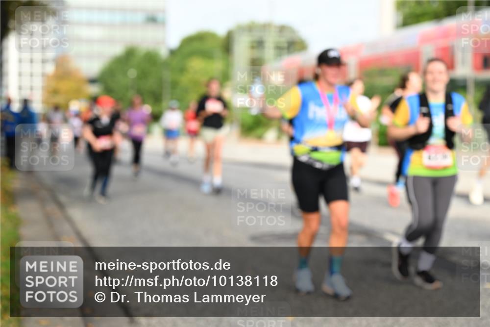 06.09.2026 - CURREX Alsterlauf Dr. Thomas Lammeyer http://msf.ph/oto/10138118 06.09.2026 10:04:16 Laufen  meine-sportfotos.de