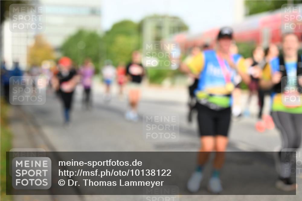 06.09.2026 - CURREX Alsterlauf Dr. Thomas Lammeyer http://msf.ph/oto/10138122 06.09.2026 10:04:16 Laufen  meine-sportfotos.de