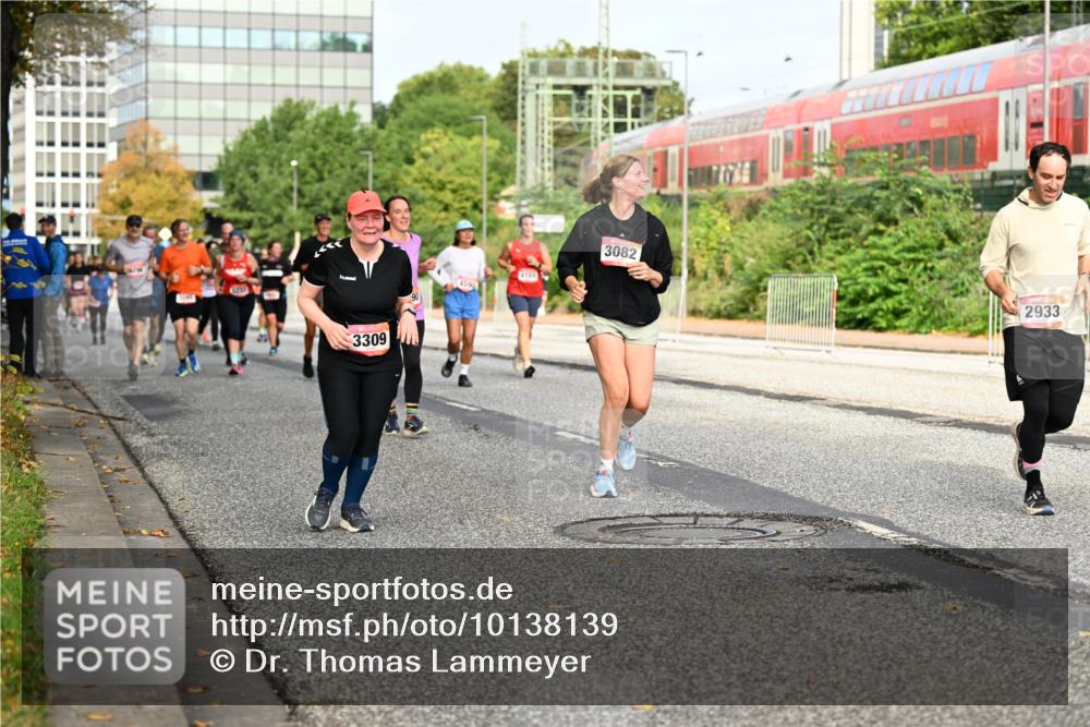06.09.2026 - CURREX Alsterlauf Dr. Thomas Lammeyer http://msf.ph/oto/10138139 06.09.2026 10:04:18 Laufen 3309, 4169, 3082, 2933 meine-sportfotos.de