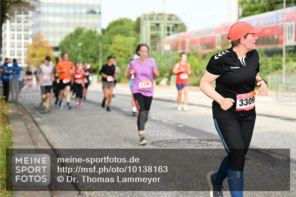 06.09.2026 - CURREX Alsterlauf Dr. Thomas Lammeyer http://msf.ph/oto/10138163 06.09.2026 10:04:20 Laufen 3309 meine-sportfotos.de