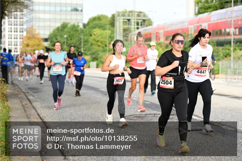 06.09.2026 - CURREX Alsterlauf Dr. Thomas Lammeyer http://msf.ph/oto/10138255 06.09.2026 10:04:29 Laufen 2407, 3933, 8258, 2504, 4447 meine-sportfotos.de
