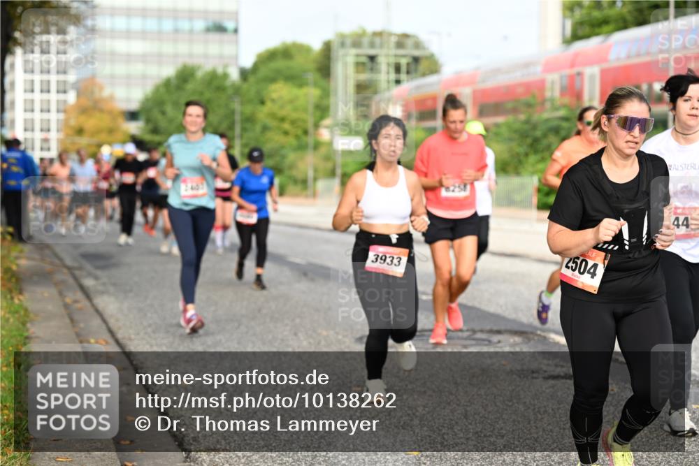 06.09.2026 - CURREX Alsterlauf Dr. Thomas Lammeyer http://msf.ph/oto/10138262 06.09.2026 10:04:30 Laufen 3933, 4504, 44 meine-sportfotos.de