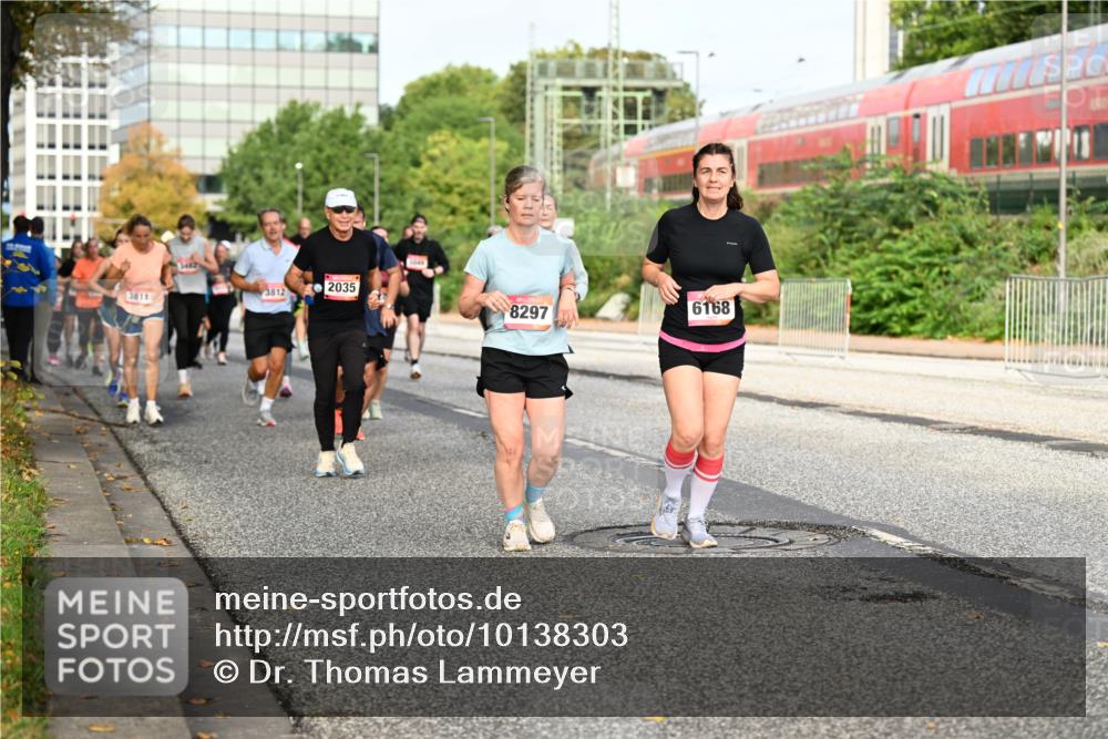 06.09.2026 - CURREX Alsterlauf Dr. Thomas Lammeyer http://msf.ph/oto/10138303 06.09.2026 10:04:34 Laufen 3811, 3812, 2035, 8297, 6168 meine-sportfotos.de