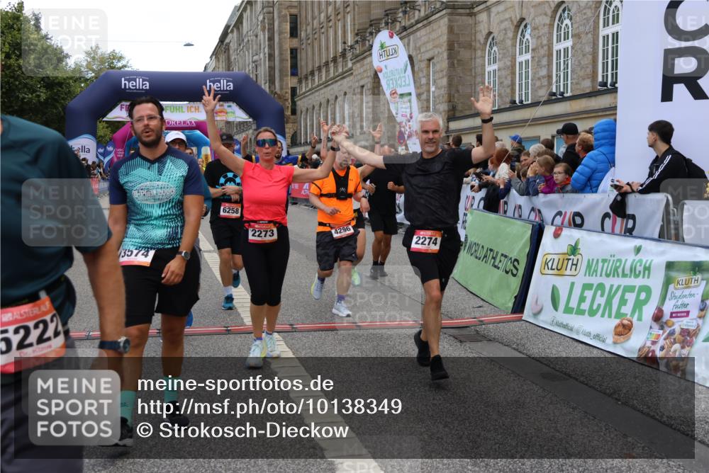 06.09.2026 - CURREX Alsterlauf Strokosch-Dieckow http://msf.ph/oto/10138349 06.09.2026 10:00:23 Ziel 2089, 2273, 2274, 2505, 2671, 2856, 2940, 3506, 3507, 3567, 3574, 4296, 4524, 4578, 5005, 5222, 5536, 5622, 6112, 6258, 6291, 6457 meine-sportfotos.de