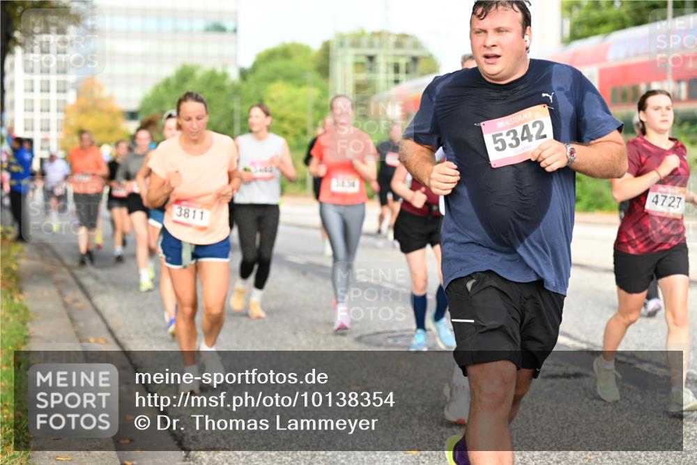 06.09.2026 - CURREX Alsterlauf Dr. Thomas Lammeyer http://msf.ph/oto/10138354 06.09.2026 10:04:39 Laufen 3811, 5342, 4727 meine-sportfotos.de