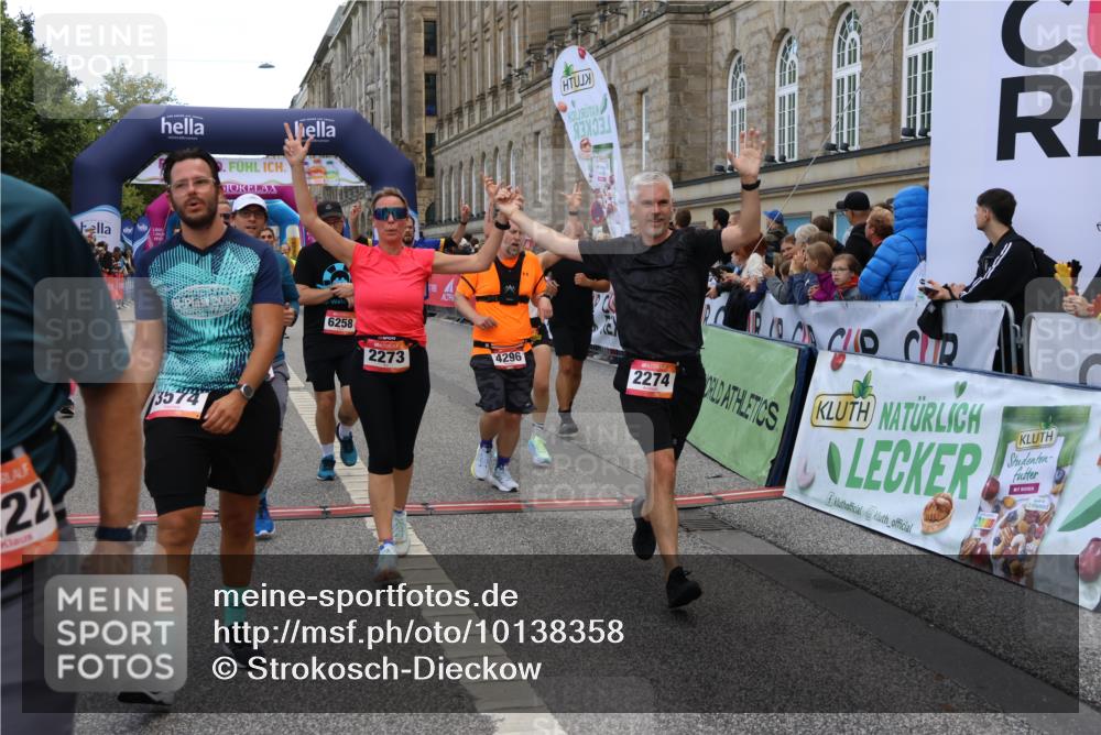 06.09.2026 - CURREX Alsterlauf Strokosch-Dieckow http://msf.ph/oto/10138358 06.09.2026 10:00:23 Ziel 2089, 2273, 2274, 2505, 2671, 2856, 2940, 3506, 3507, 3567, 3574, 4296, 4524, 4578, 5005, 5222, 5536, 5622, 6112, 6258, 6291, 6457 meine-sportfotos.de