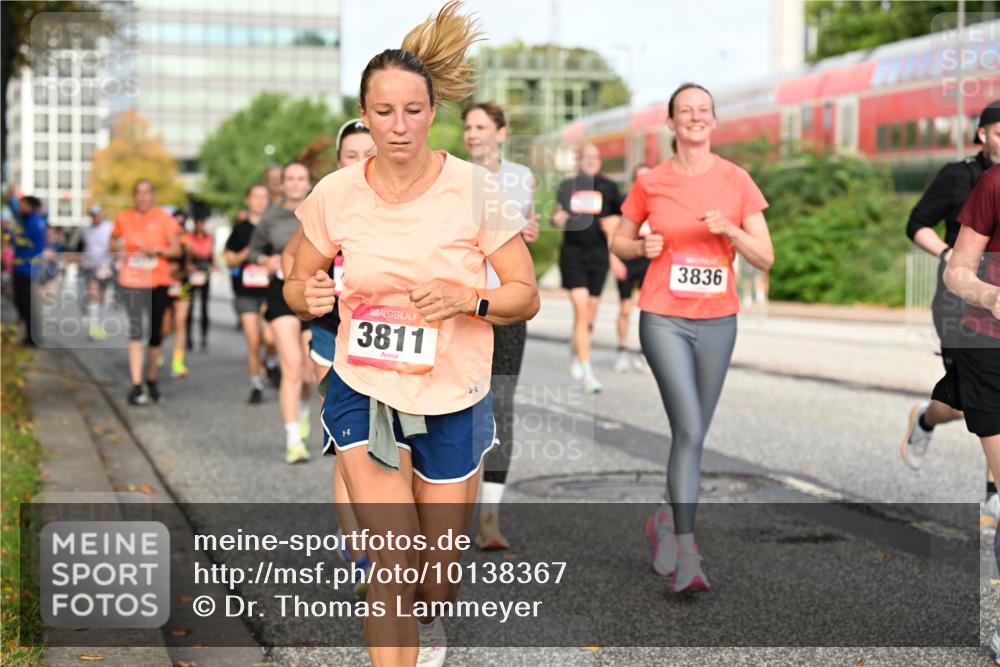 06.09.2026 - CURREX Alsterlauf Dr. Thomas Lammeyer http://msf.ph/oto/10138367 06.09.2026 10:04:40 Laufen 3811, 3836 meine-sportfotos.de