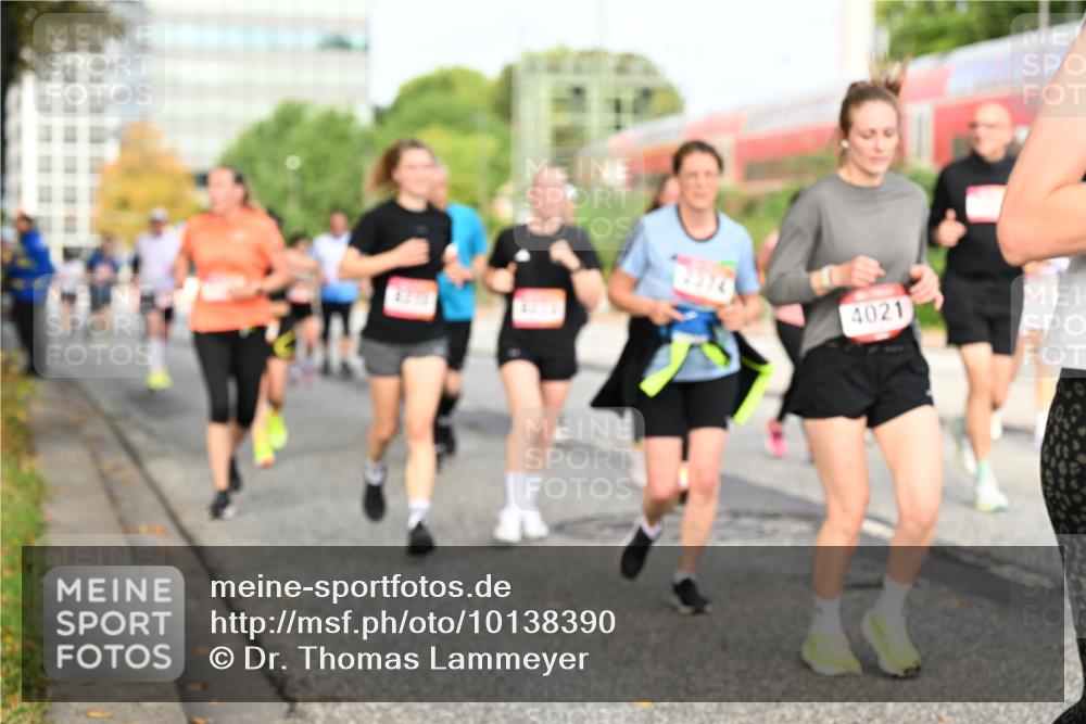 06.09.2026 - CURREX Alsterlauf Dr. Thomas Lammeyer http://msf.ph/oto/10138390 06.09.2026 10:04:43 Laufen 2374, 4021 meine-sportfotos.de