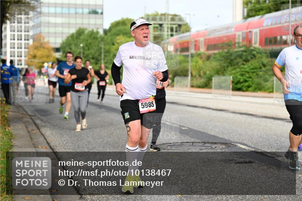 06.09.2026 - CURREX Alsterlauf Dr. Thomas Lammeyer http://msf.ph/oto/10138467 06.09.2026 10:04:50 Laufen 5985 meine-sportfotos.de
