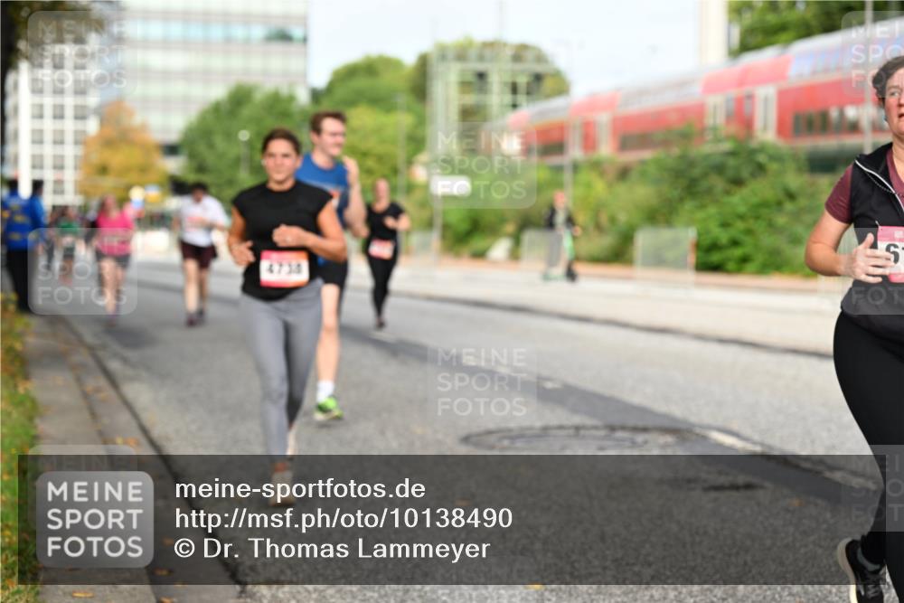 06.09.2026 - CURREX Alsterlauf Dr. Thomas Lammeyer http://msf.ph/oto/10138490 06.09.2026 10:04:52 Laufen  meine-sportfotos.de