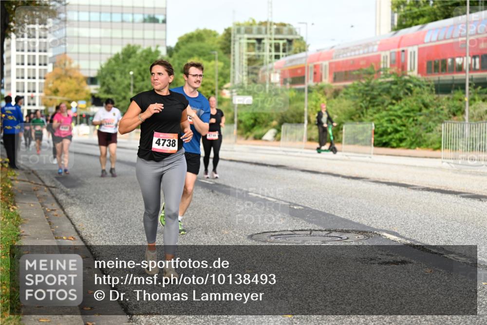 06.09.2026 - CURREX Alsterlauf Dr. Thomas Lammeyer http://msf.ph/oto/10138493 06.09.2026 10:04:52 Laufen 4738 meine-sportfotos.de