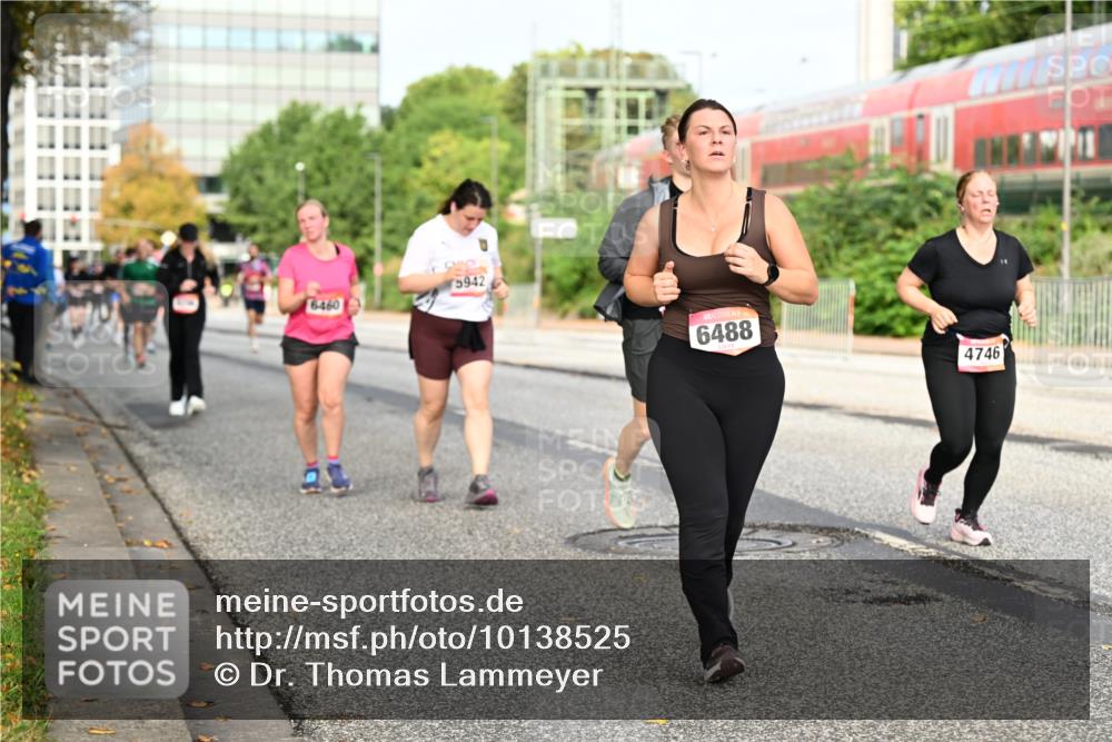 06.09.2026 - CURREX Alsterlauf Dr. Thomas Lammeyer http://msf.ph/oto/10138525 06.09.2026 10:04:56 Laufen 5942, 6460, 6488, 4746 meine-sportfotos.de